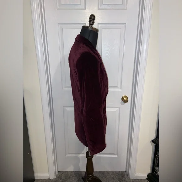 Rafaella Women’s Burgundy Velvet Blazer size 6 business casual 100% cotton - Picture 4 of 7